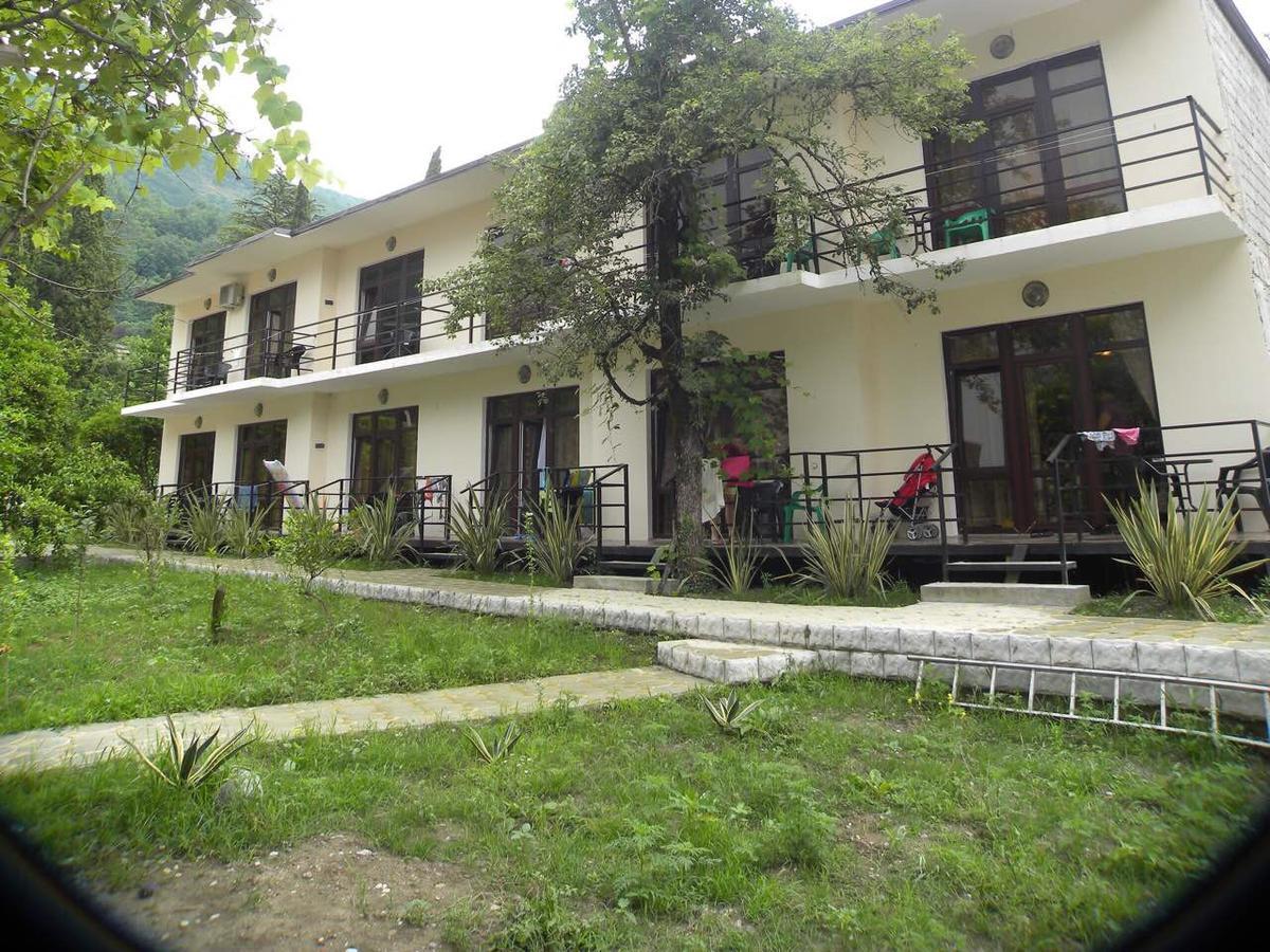 Guest House Dali Gagra Ngoại thất bức ảnh