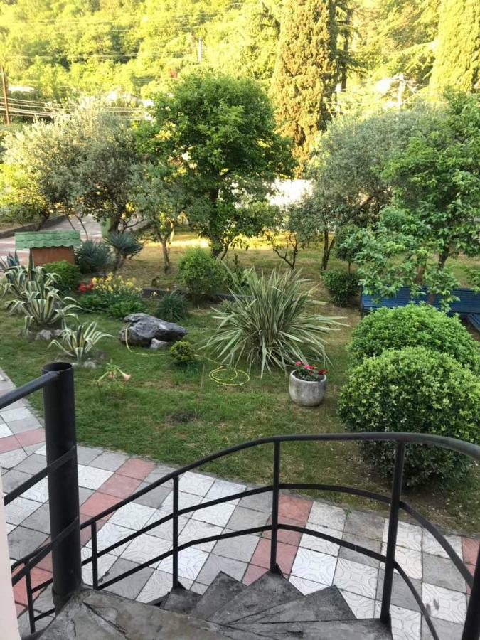 Guest House Dali Gagra Ngoại thất bức ảnh