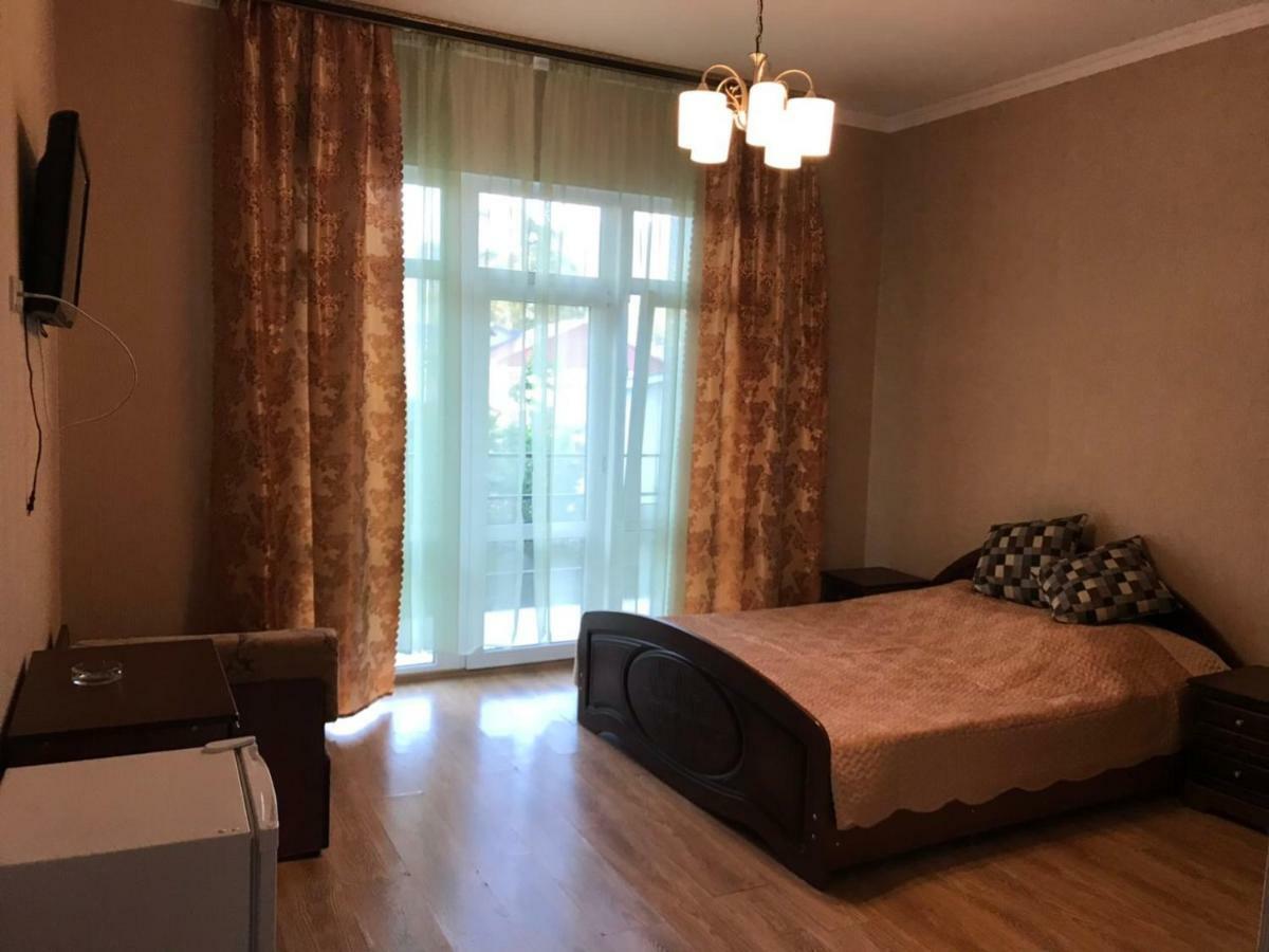 Guest House Dali Gagra Ngoại thất bức ảnh