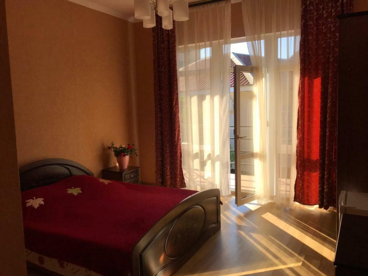 Guest House Dali Gagra Ngoại thất bức ảnh